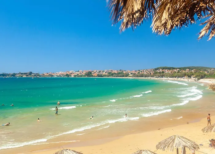 شقة Modern In The Heart Of With Private Balconies فيلياترا