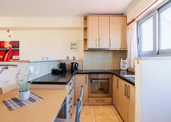 Modern In The Heart Of With Private Balconies شقة *